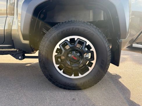 Used 2024 Toyota Tacoma TRD Off-Road w/ TRD Off Road Upgrade Package AWD/4WD image 33