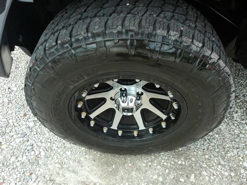Used 2013 Jeep Wrangler Sport AWD/4WD image 29