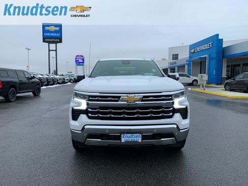 Used 2022 Chevrolet Silverado 1500 LTZ w/ Max Trailering Package image 2