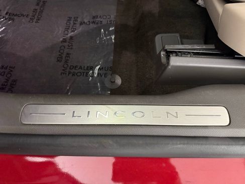 Certified 2022 Lincoln Corsair Reserve w/ Elements Package image 21