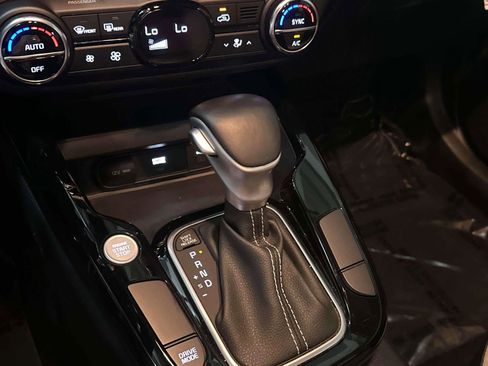 Used 2023 Kia Soul GT-Line image 28