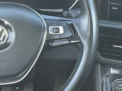 Used 2019 Volkswagen Jetta SEL FWD image 21