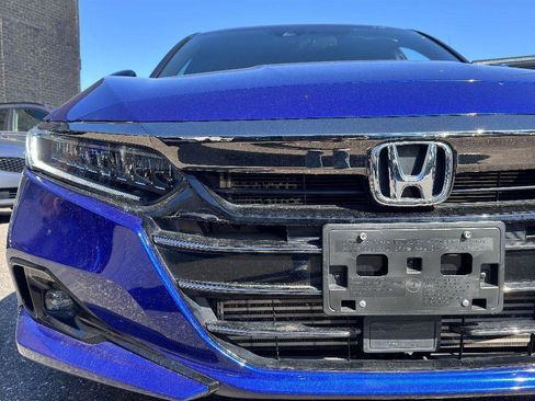 Used 2022 Honda Accord Sport image 10
