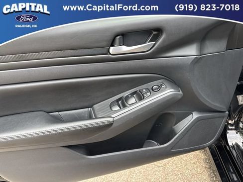 Used 2025 Nissan Altima 2.5 SV FWD image 20