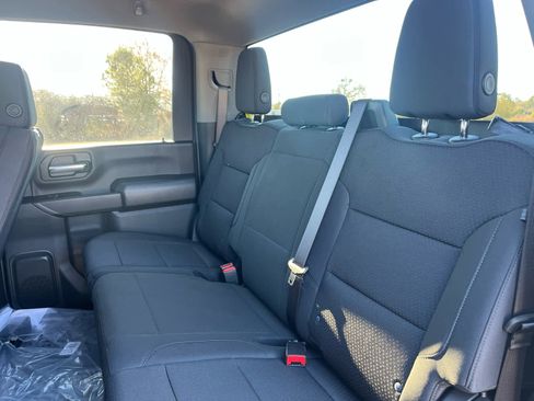 New 2026 Chevrolet Silverado 2500 Custom w/ Z71 Off-Road Package image 14