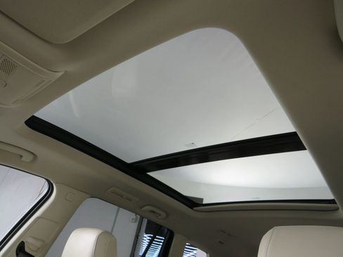 Used 2020 Cadillac XT6 Premium Luxury image 26