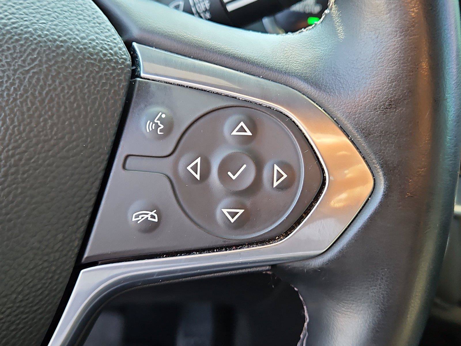 Used 2023 Chevrolet Traverse LT FWD image 24