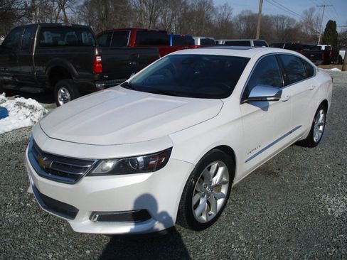 Used 2017 Chevrolet Impala LT w/ Leather Package image 1