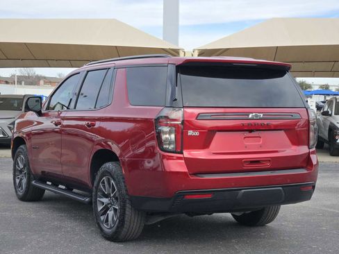 Certified 2024 Chevrolet Tahoe Z71 w/ Luxury Package image 6