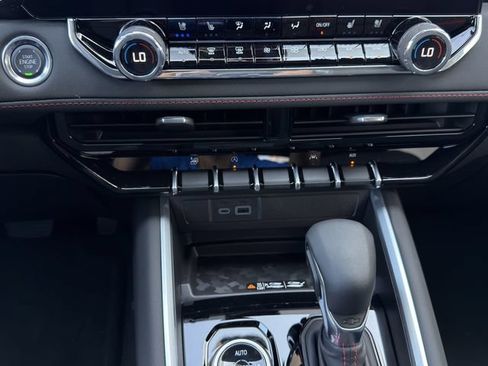 New 2026 Chevrolet Colorado Z71 w/ Technology Package AWD/4WD image 15