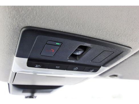 Used 2024 Nissan Sentra SR w/ SR Premium Package image 23