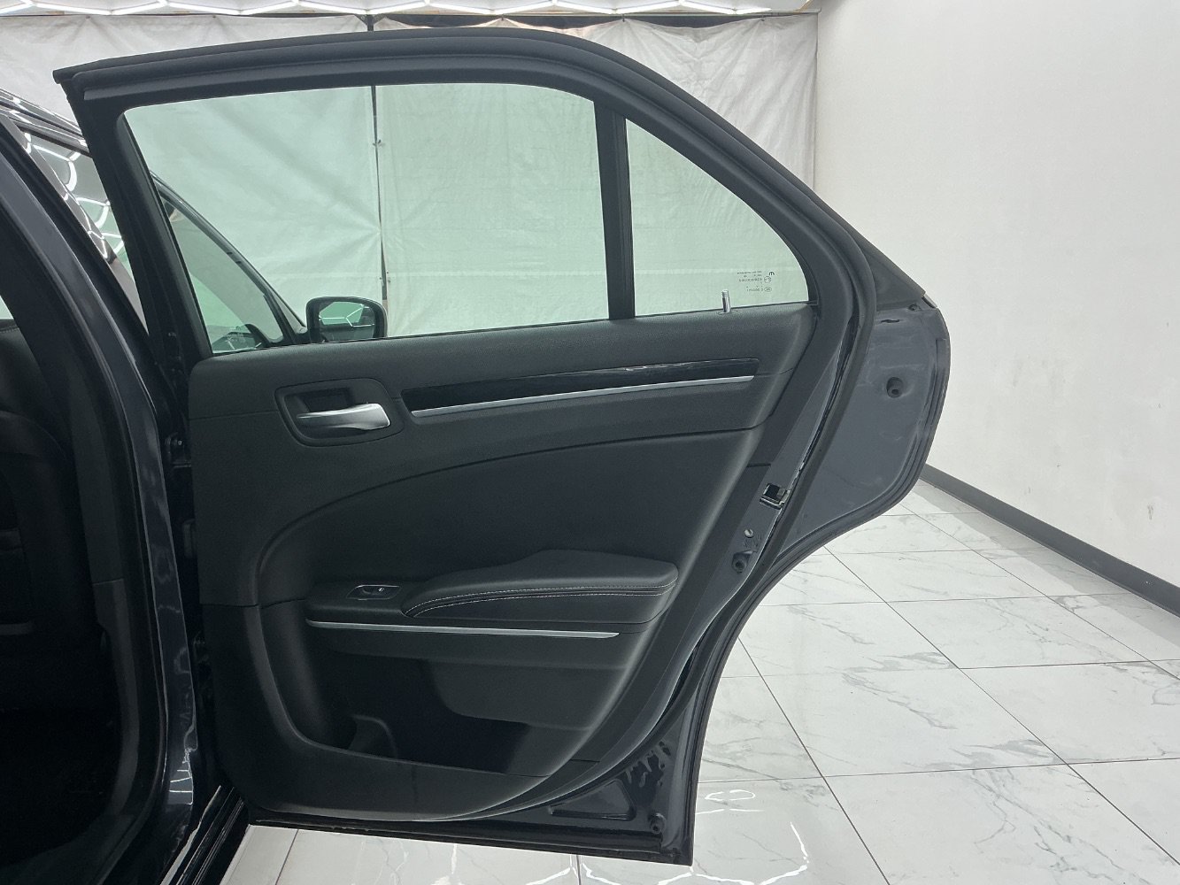 Used 2019 Chrysler 300 S AWD/4WD image 25