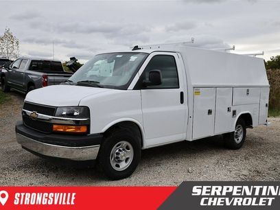 New 2025 Chevrolet Express 3500 w/ Power Convenience Package