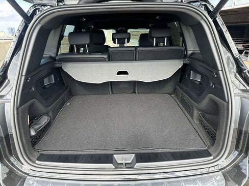 Used 2025 Mercedes-Benz GLB 250 image 6