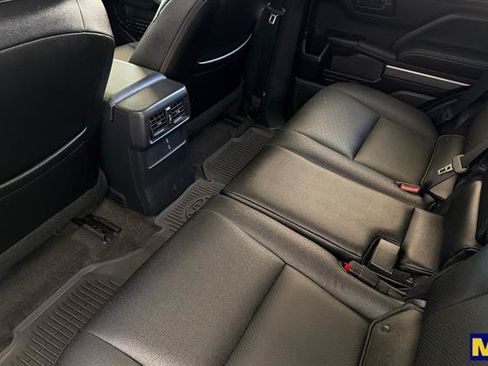 Used 2025 Toyota 4Runner SR5 AWD/4WD image 14