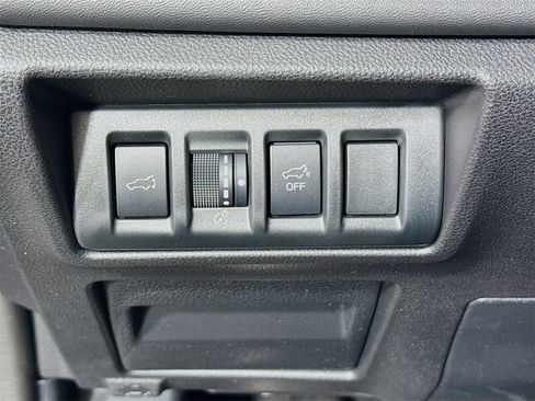 Used 2023 Subaru Outback Touring XT image 11