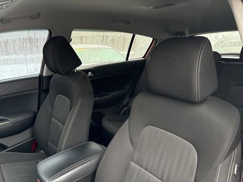 Used 2020 Kia Sportage LX image 22