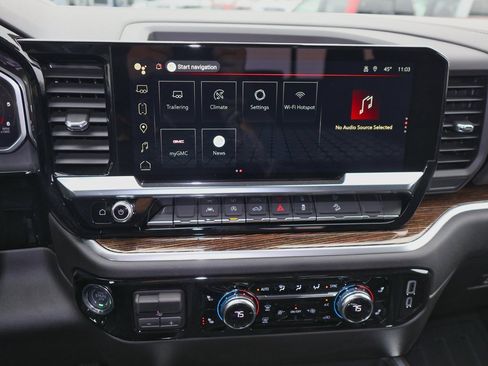 New 2026 GMC Sierra 1500 Elevation image 14