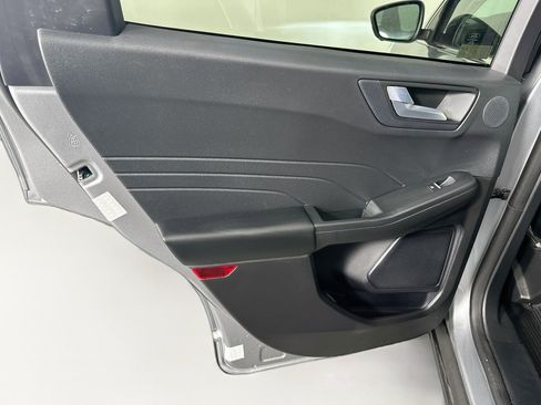 Used 2023 Ford Escape Platinum w/ Premium Technology Package FWD image 26