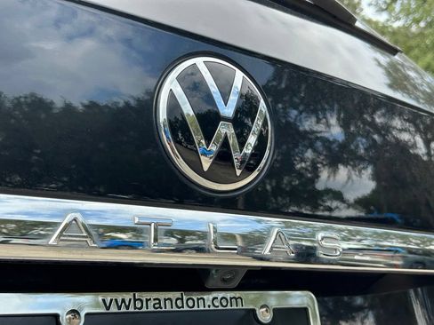 Used 2023 Volkswagen Atlas SE AWD/4WD image 43
