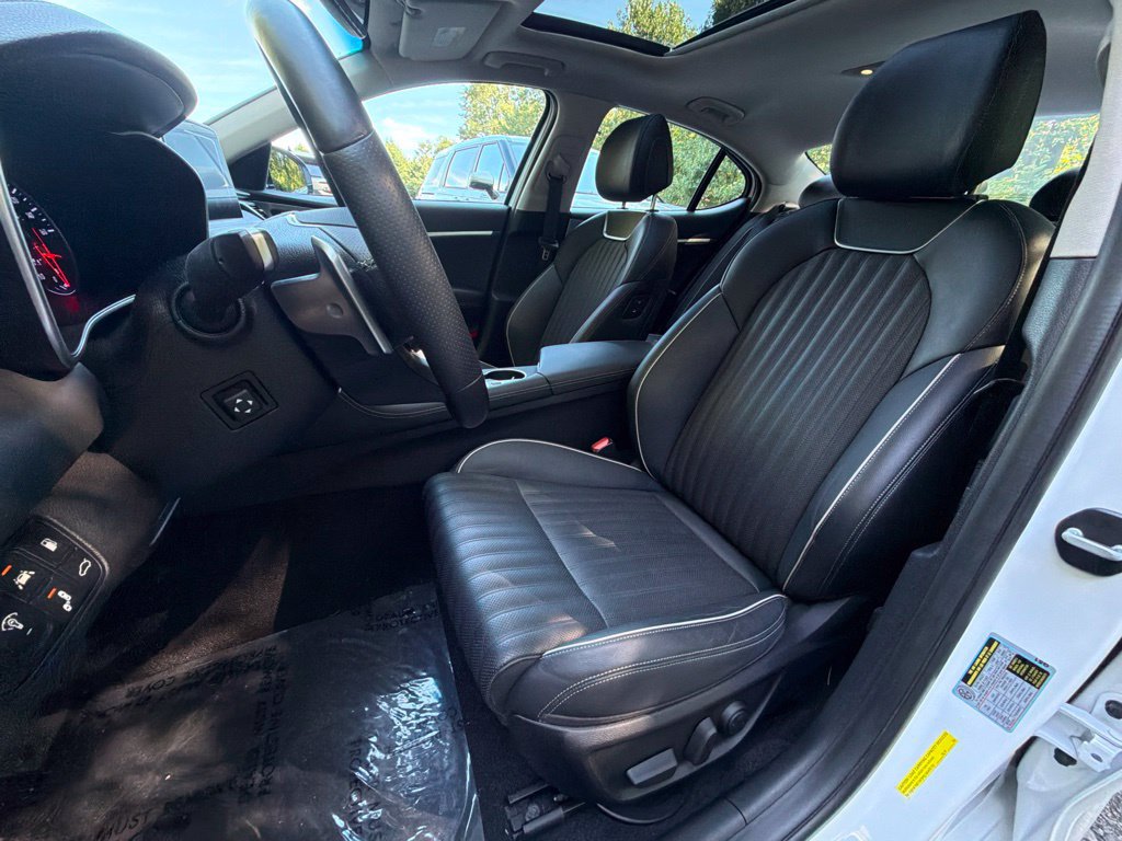 Used 2019 Genesis G70 2.0T Advanced w/ Elite Package AWD/4WD image 15