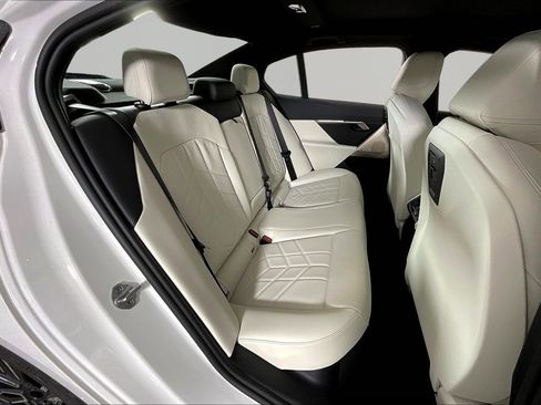 New 2026 BMW 530i xDrive w/ M Sport Package AWD/4WD image 13