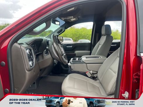 Used 2022 GMC Sierra 1500 SLT image 11