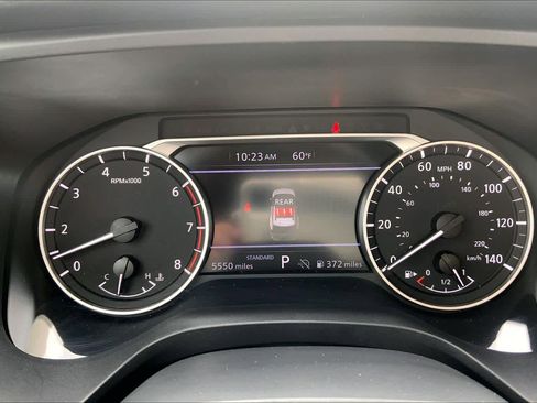 Used 2025 Nissan Rogue SV w/ SV Premium Package image 25