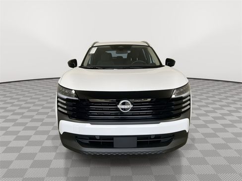 New 2026 Nissan Kicks SV image 3