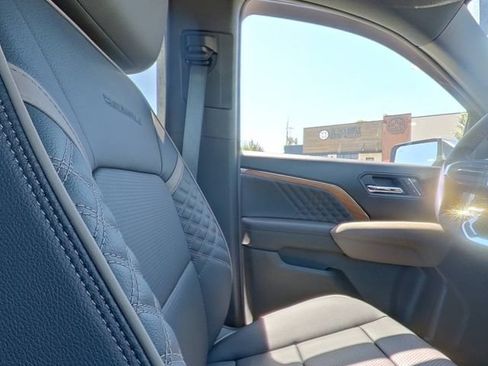 New 2026 GMC Canyon Denali AWD/4WD image 33