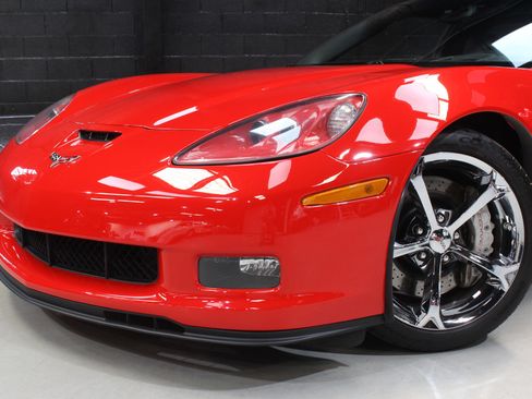 Used 2013 Chevrolet Corvette Grand Sport w/ 2LT Preferred Equipment Group image 7