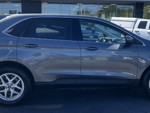 Used 2022 Ford Edge SEL image 7