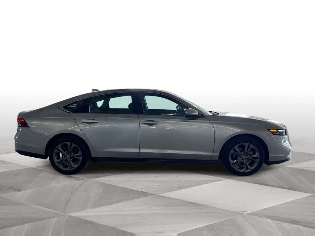Used 2024 Honda Accord EX image 9