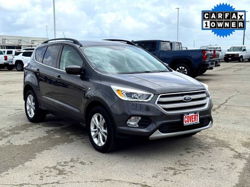 Used 2018 Ford Escape SEL image 4