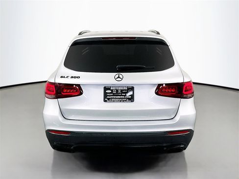Used 2020 Mercedes-Benz GLC 300 image 6