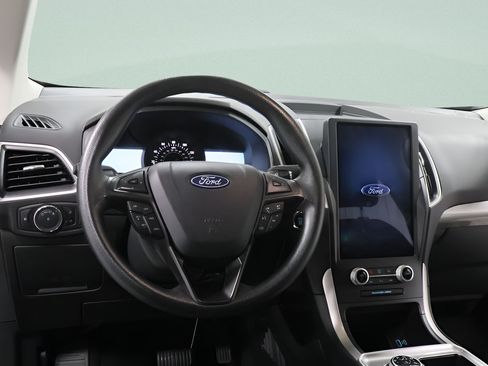 Used 2024 Ford Edge SEL w/ Convenience Package AWD/4WD image 9