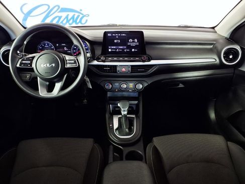 Used 2023 Kia Forte LXS image 15