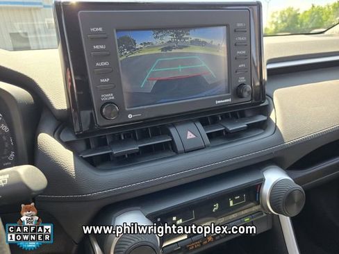 Used 2018 Toyota Highlander XLE FWD image 22