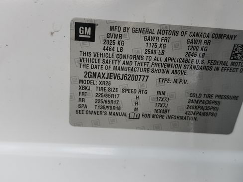 Used 2018 Chevrolet Equinox LT FWD image 24
