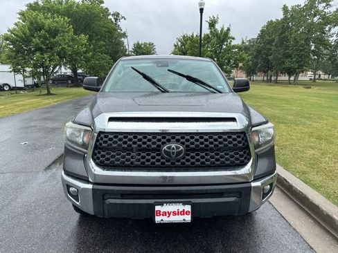 Used 2020 Toyota Tundra SR5 w/ SR5 Upgrade Package RWD image 4