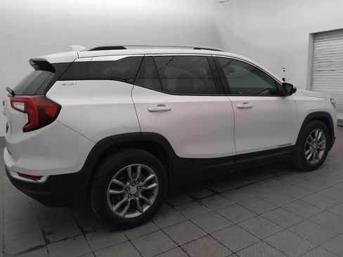 Used 2022 GMC Terrain SLT FWD image 10