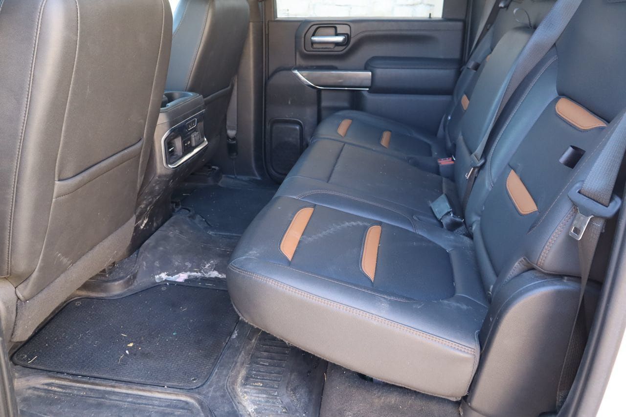 Used 2023 GMC Sierra 3500 AT4 w/ AT4 Premium Plus Package AWD/4WD image 6