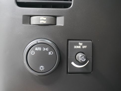 Used 2011 Chevrolet Silverado 1500 W/T RWD image 15