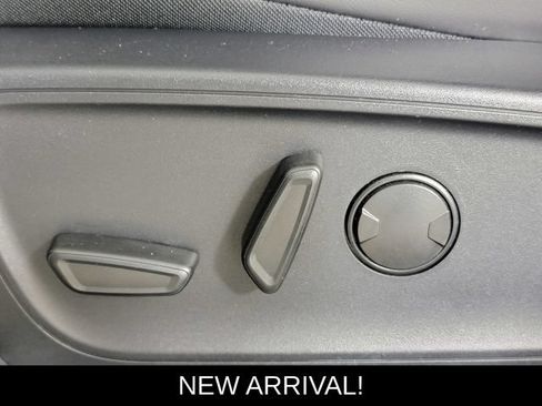 Used 2026 Ford Escape ST-Line AWD/4WD image 14