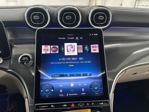 Used 2026 Mercedes-Benz GLC 300 image 14