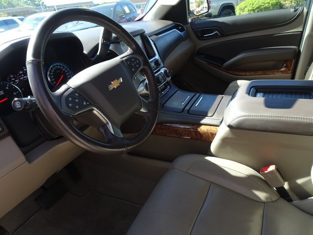Used 2020 Chevrolet Tahoe Premier AWD/4WD image 14