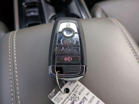 Used 2023 Lincoln Corsair Reserve w/ Towing Package image 28