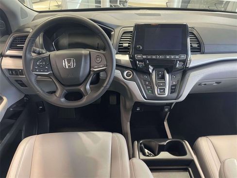 Certified 2024 Honda Odyssey EX-L image 12