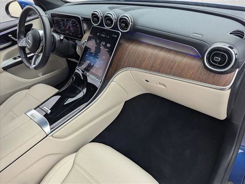 Used 2023 Mercedes-Benz GLC 300 GLC 300 image 21