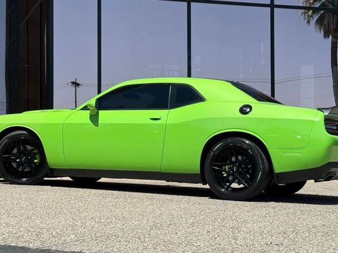 Used 2015 Dodge Challenger R/T w/ Quick Order Package 22B R/T RWD image 6